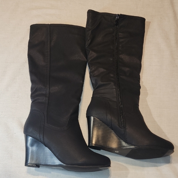 Womens Platform Boots - Picture 1 of 6